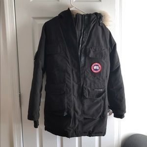 Canada goose woman expedition parka